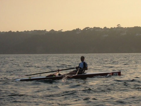 Single sculler, well offshore in the Channel Islands © Julie Duquemin